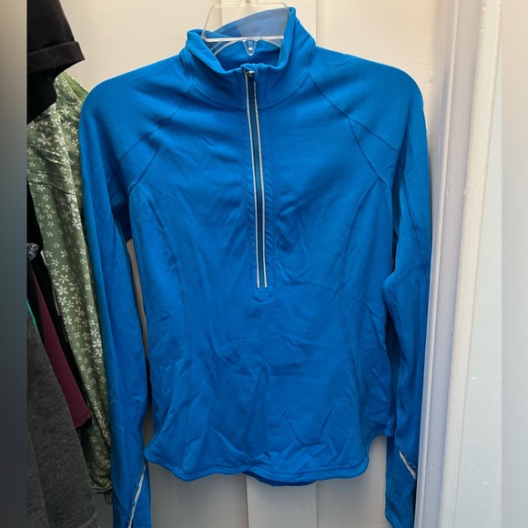 Lululemon pullover - Picture 2 of 2